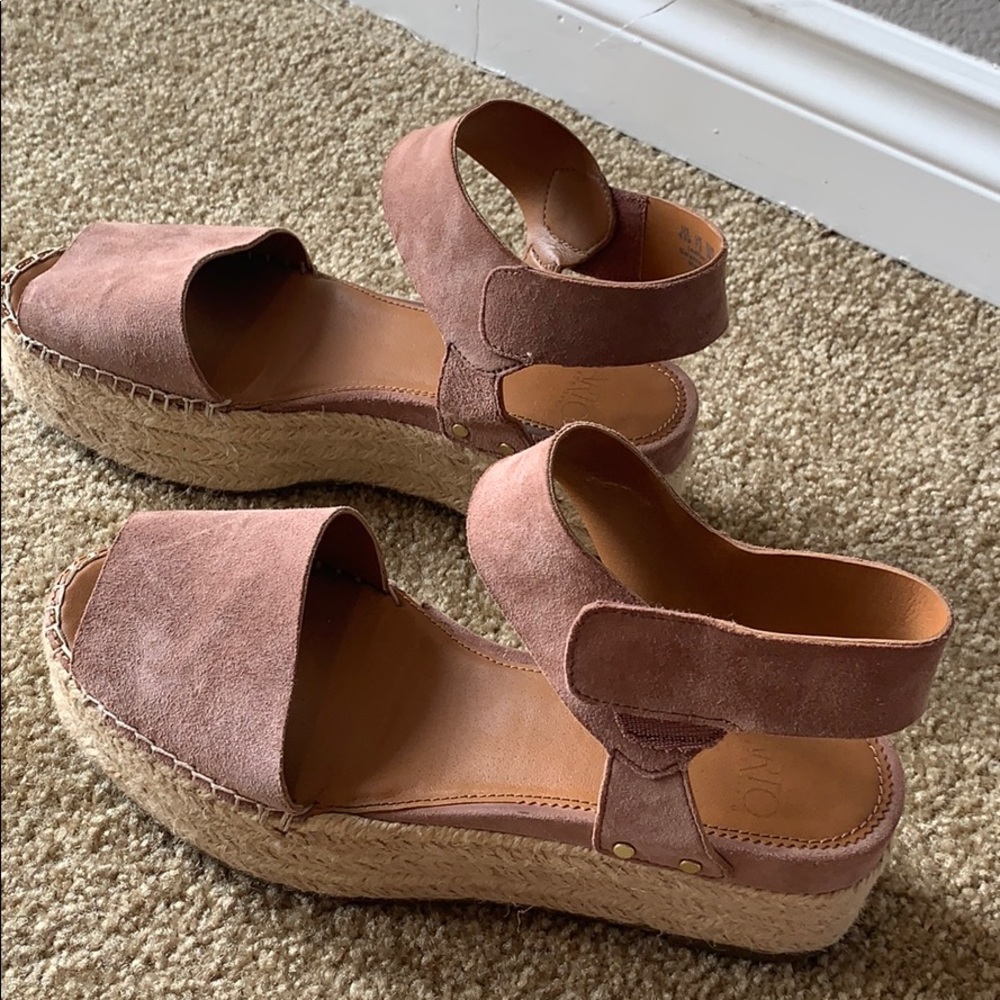 SARTO PLATFORM SANDALS